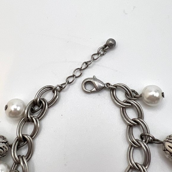 Avon Jingle Bell Charm Bracelet - Picture 4 of 5